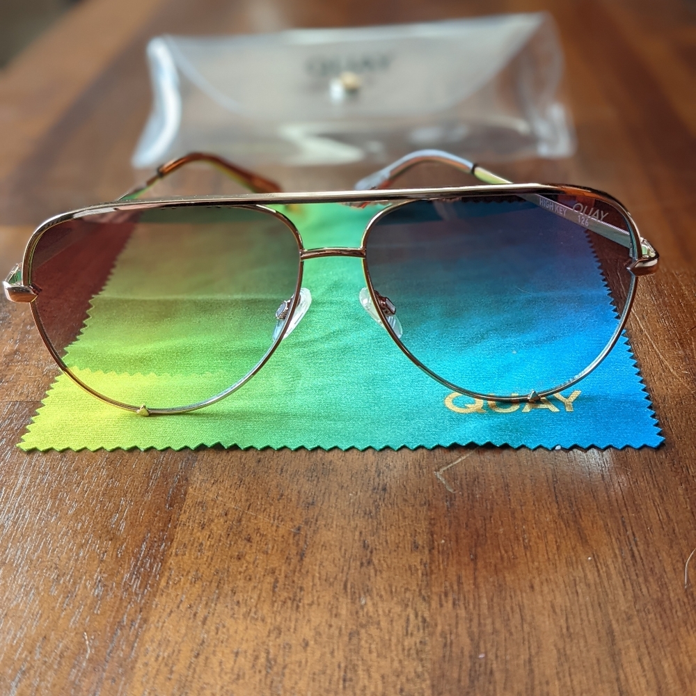 QUAY- High Key Aviators (GOLD/ROSE GOLD)